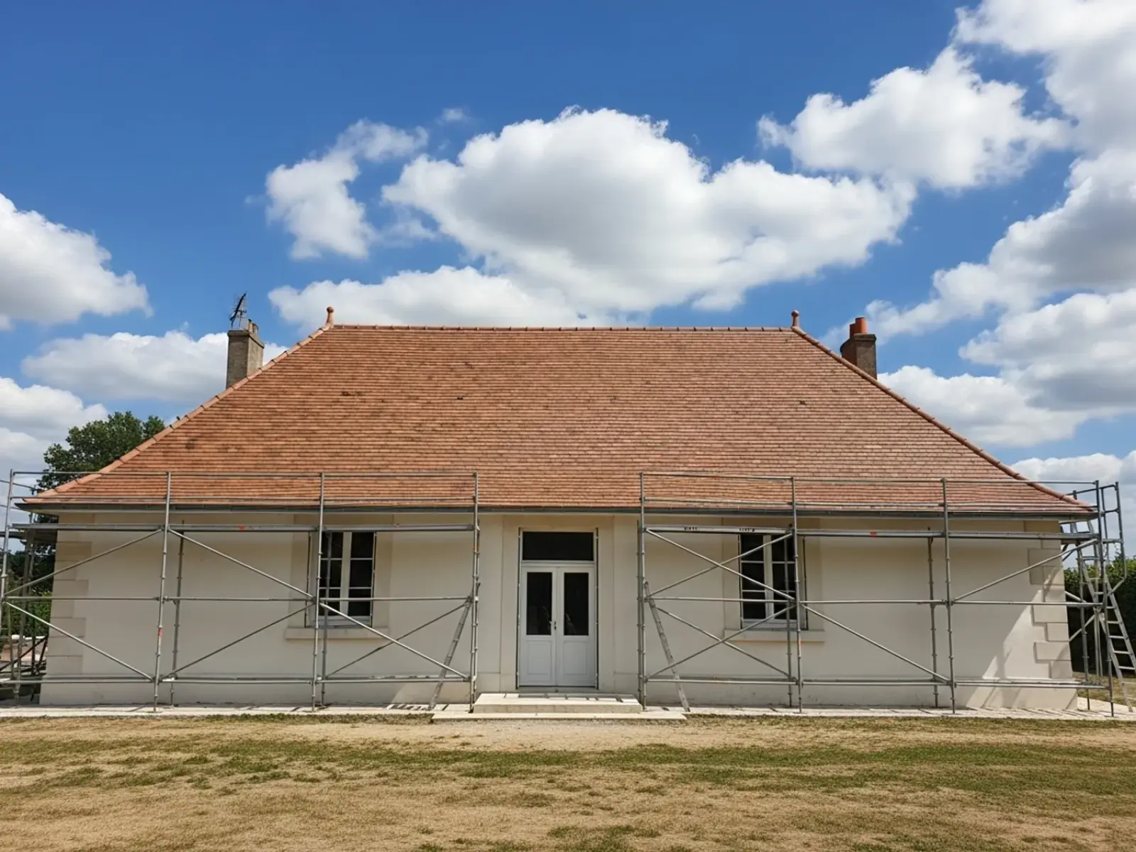 Service : Démoussage / nettoyage de toiture